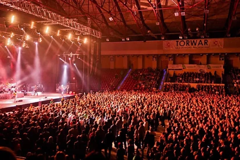 Gdzie zagrać koncert w Warszawie? Odkryj najlepsze miejsca na wydarzenia