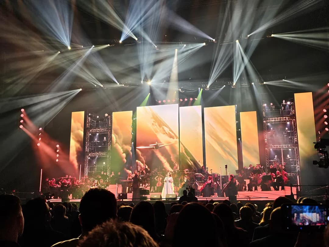 Muzyka z filmu Pearl Harbor: emocjonalna podróż przez dźwięki Hansa Zimmera